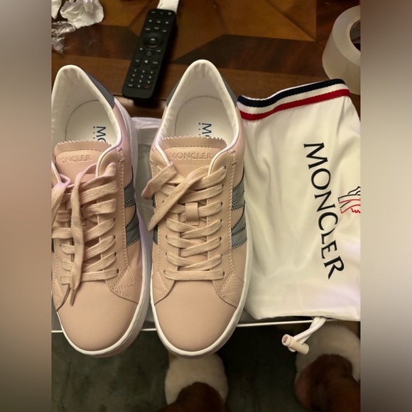 MONCLER LOW-TOP VEGAN LEATHER MONACO SNEAKERS - Picture 11 of 16